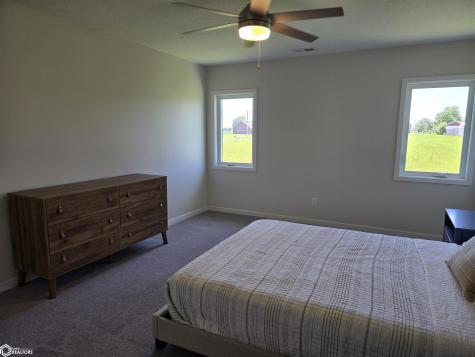 1770 Seymour Garner IA 50438