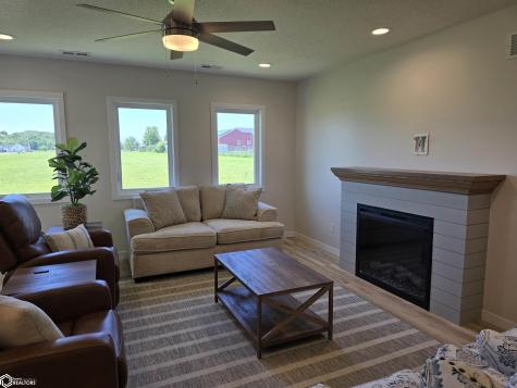 1770 Seymour Garner IA 50438