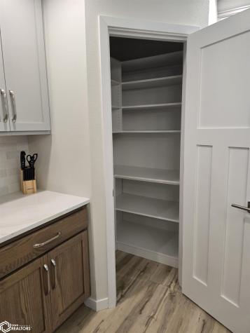 1770 Seymour Garner IA 50438