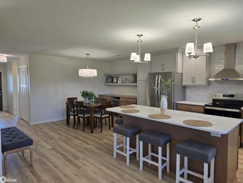 1770 Seymour Garner IA 50438