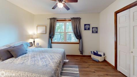 203 B 26th Avenue S Clear Lake IA 50428