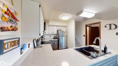 203 B 26th Avenue S Clear Lake IA 50428