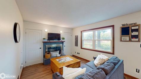 203 B 26th Avenue S Clear Lake IA 50428