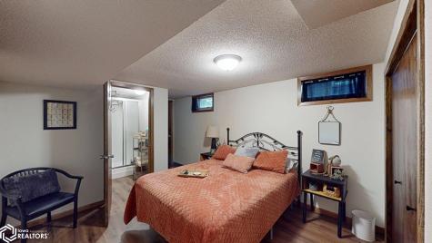 203 B 26th Avenue S Clear Lake IA 50428