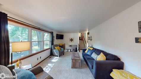 203 B 26th Avenue S Clear Lake IA 50428