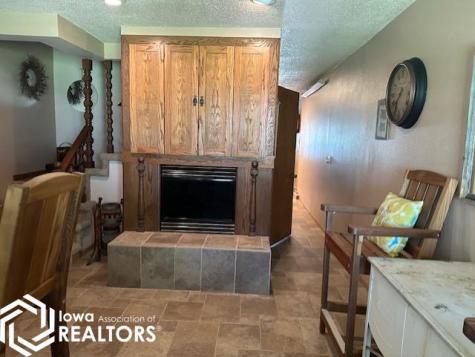 2405 186th Street Clarion IA 50525