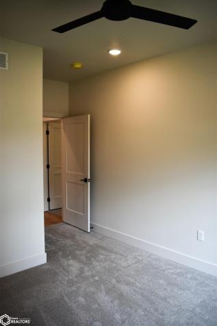 2352 River Road Iowa Falls IA 50126