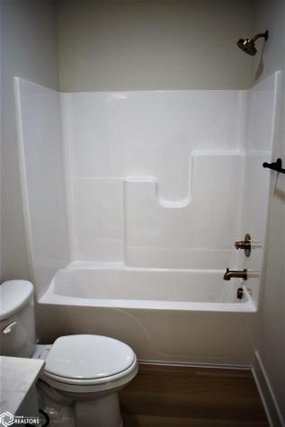 2352 River Road Iowa Falls IA 50126