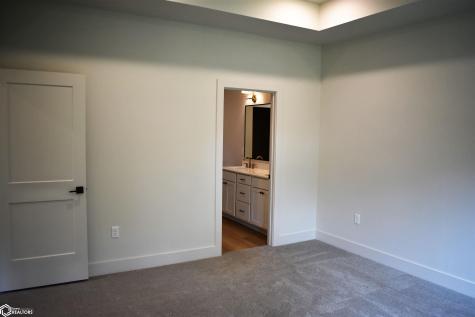 2352 River Road Iowa Falls IA 50126