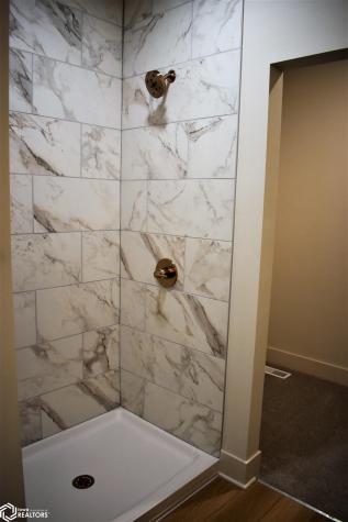 2352 River Road Iowa Falls IA 50126