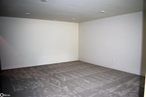 2352 River Road Iowa Falls IA 50126