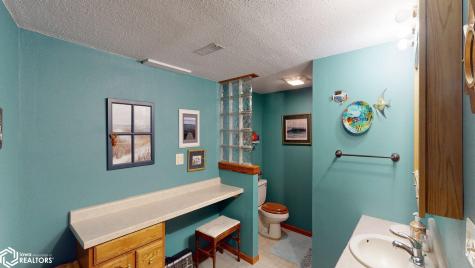 20 E Venetian Drive Clear Lake IA 50428