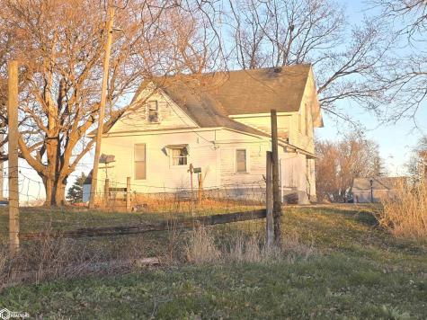 16115 Portland Avenue Mason City IA 50401