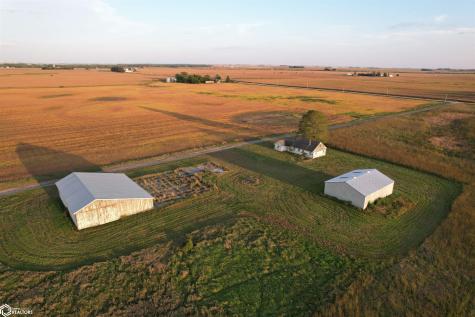 3215 305th Street Dows IA 50071