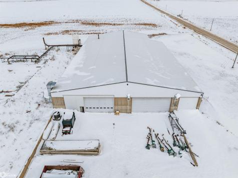 13395 Bell Avenue Riceville IA 50466