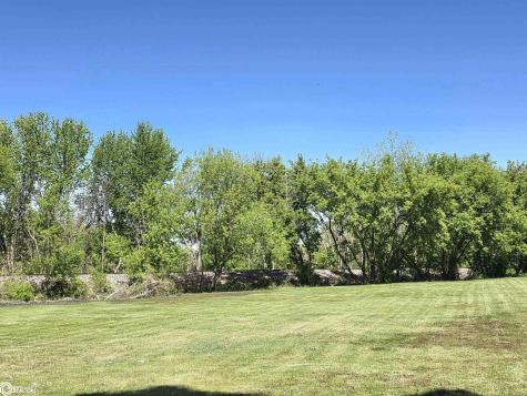 110 N Kentucky Avenue Mason City IA 50401