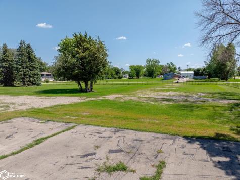 20 34th Street SE Mason City IA 50401