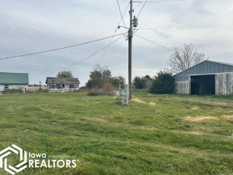 12051 Quail Avenue Mason City IA 50401