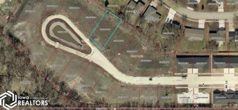 302 27th Place S Clear Lake IA 50428