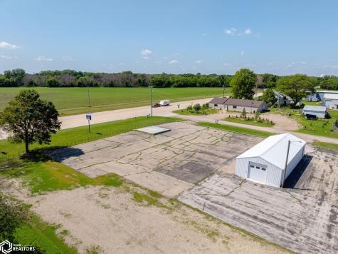 33rd Street SE Mason City IA 50401