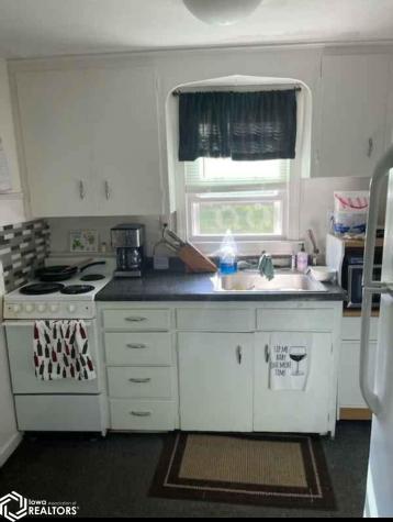 715 N Oak Street Iowa Falls IA 50126