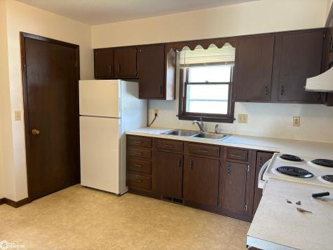 2514-2516 Sunset Drive Iowa Falls IA 50126