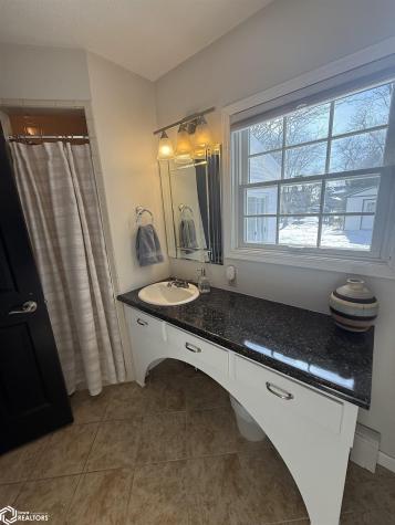 11 Sunset View Drive Clear Lake IA 50428