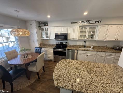 11 Sunset View Drive Clear Lake IA 50428