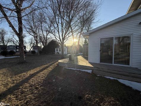11 Sunset View Drive Clear Lake IA 50428
