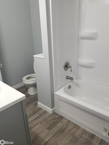 515 Main Street Iowa Falls IA 50126