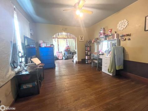 321 3rd Street NW Mason City IA 50401