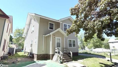 321 3rd Street NW Mason City IA 50401