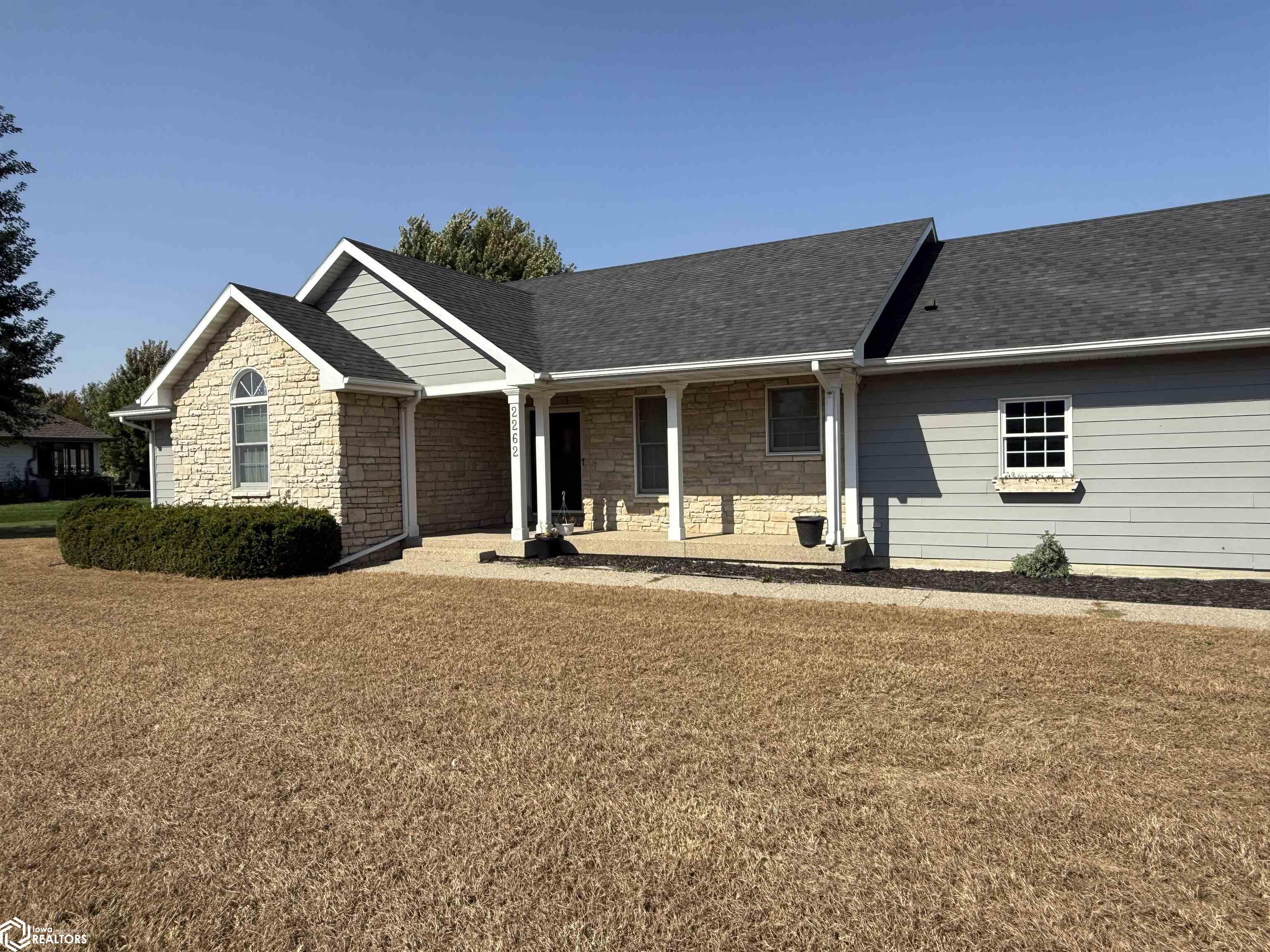 2262 W State Street Mason City IA 50401