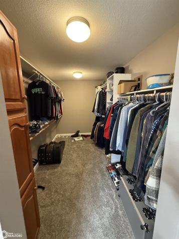 2262 W State Street Mason City IA 50401