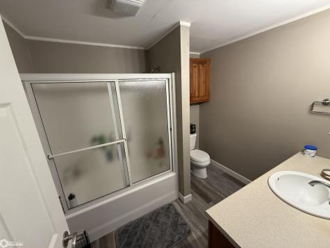 2262 W State Street Mason City IA 50401