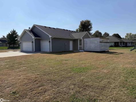 2262 W State Street Mason City IA 50401