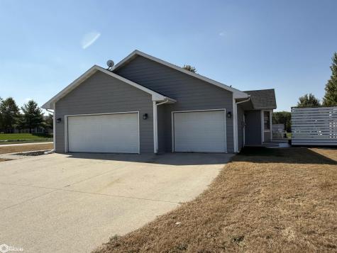 2262 W State Street Mason City IA 50401