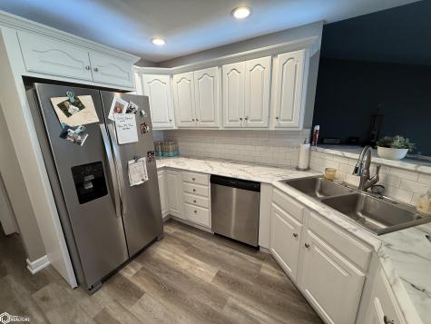 2262 W State Street Mason City IA 50401