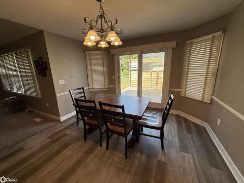 2262 W State Street Mason City IA 50401