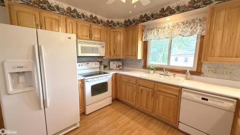 1713 4th Street SW Mason City IA 50401