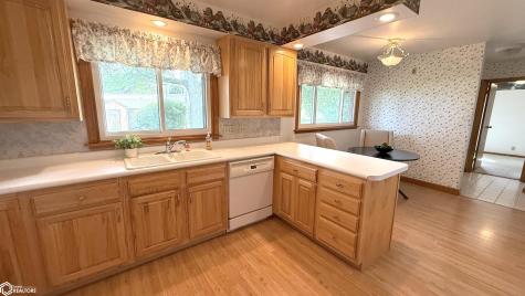 1713 4th Street SW Mason City IA 50401