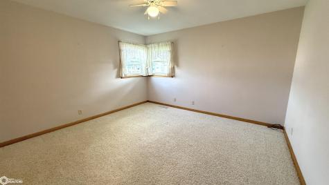 1713 4th Street SW Mason City IA 50401