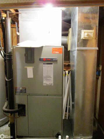 19547 Highway D15 Iowa Falls IA 50126