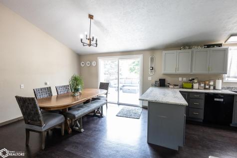 912 9th Street NE Belmond IA 50421