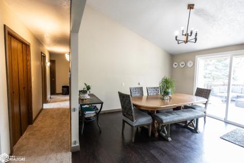 912 9th Street NE Belmond IA 50421