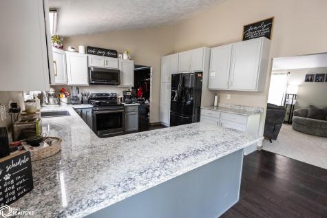 912 9th Street NE Belmond IA 50421