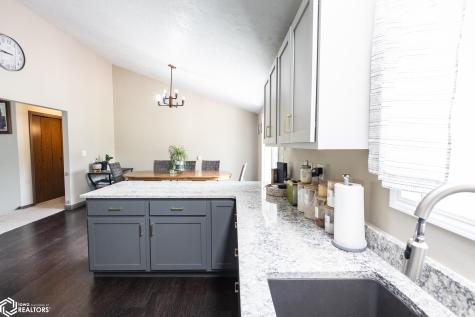 912 9th Street NE Belmond IA 50421