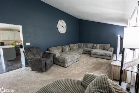 912 9th Street NE Belmond IA 50421