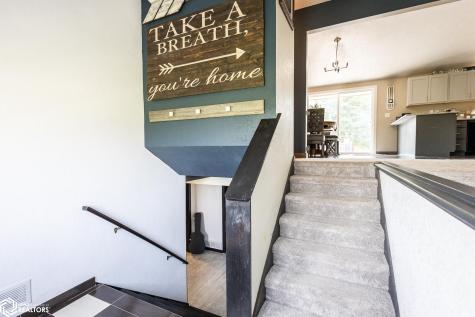 912 9th Street NE Belmond IA 50421