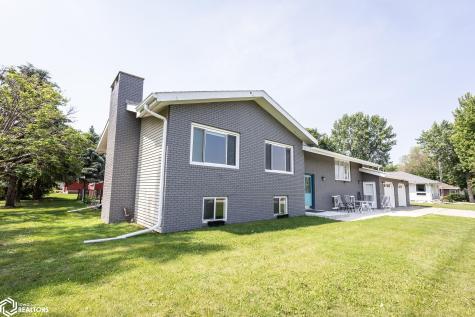 912 9th Street NE Belmond IA 50421